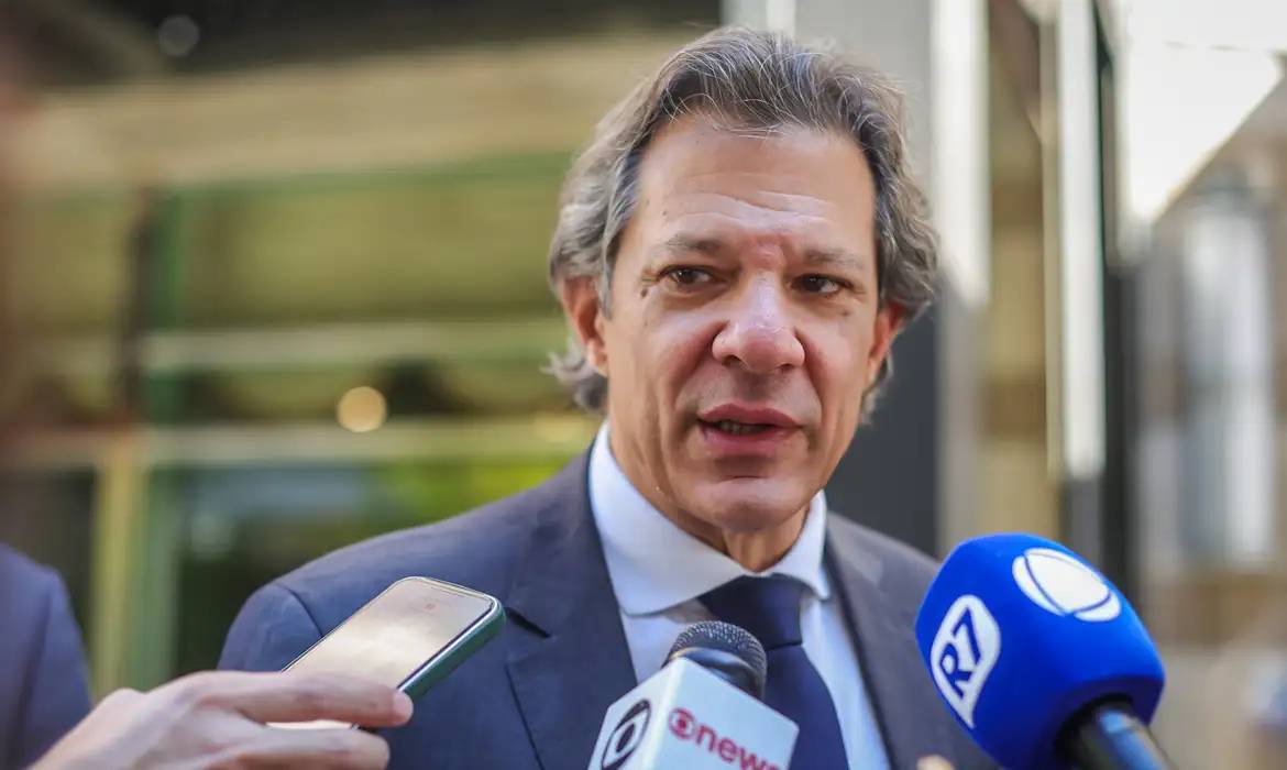 Record revenue comes from recomposition of the tax base, says Haddad