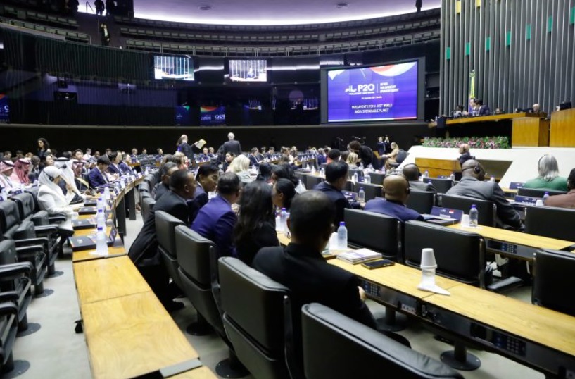 P20: concentration of income and war are obstacles to food security