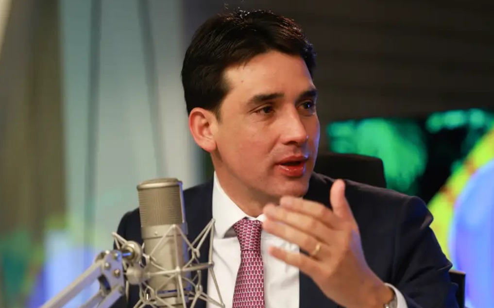 Government aid for airlines is close, says minister