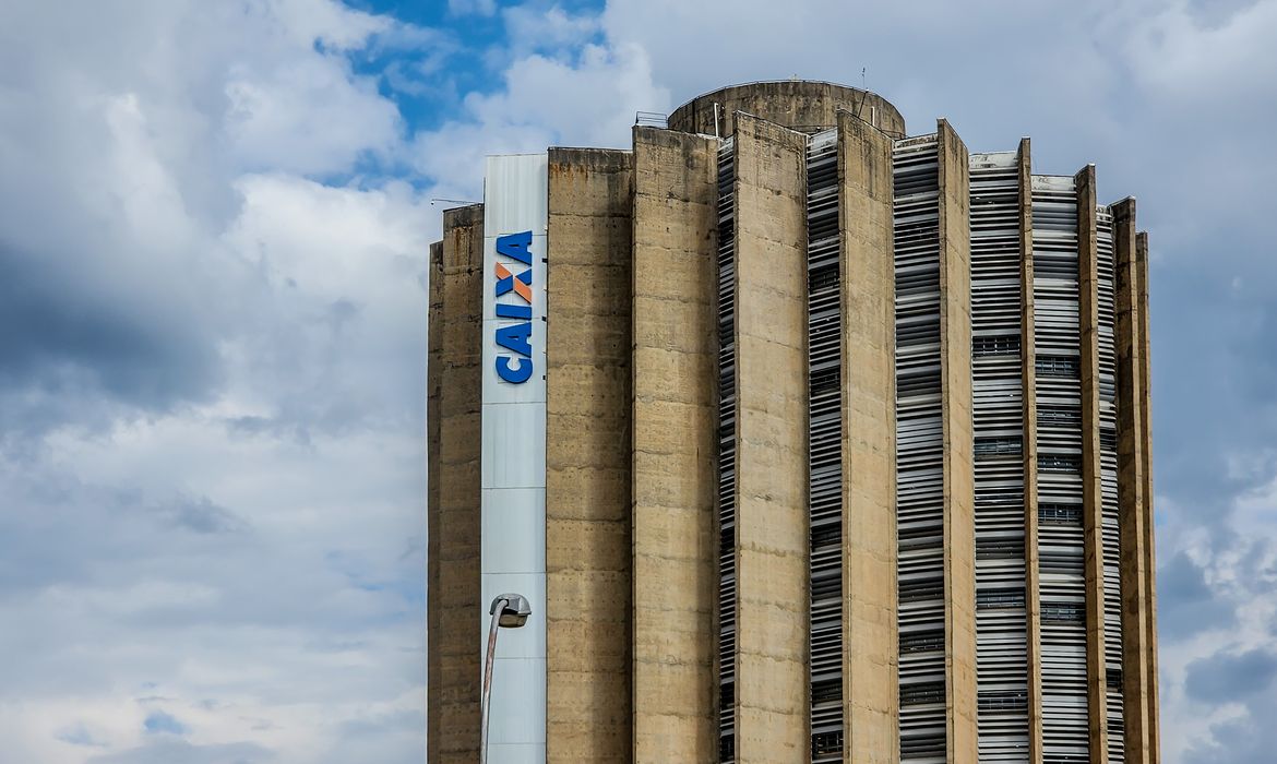 Caixa fires former vice president for sexual and moral harassment