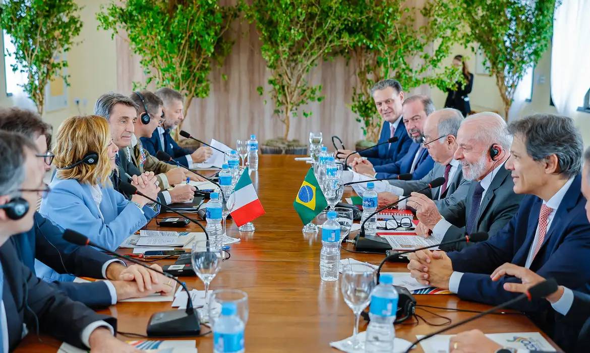 Lula discusses Enel situation in meeting with Italian Prime Minister