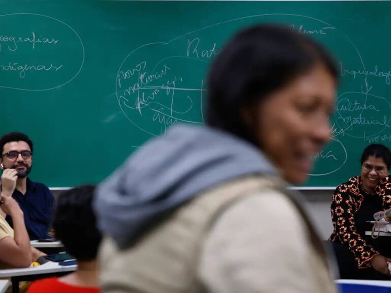 Judge: quota for blacks 'lowered the level' in universities; OAB sees racism
