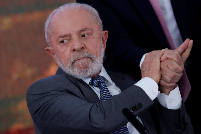 LIVE: Lula undergoes new procedure on his head; see medical team press conference
