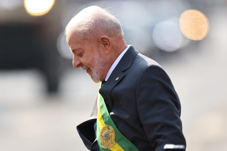 LIVE: Watch a press conference on Lula's health status
