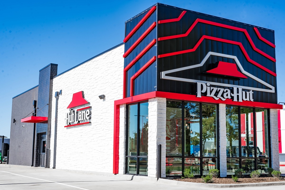 Pizza Hut launches “concept restaurant” with ultra-fast drive-thru