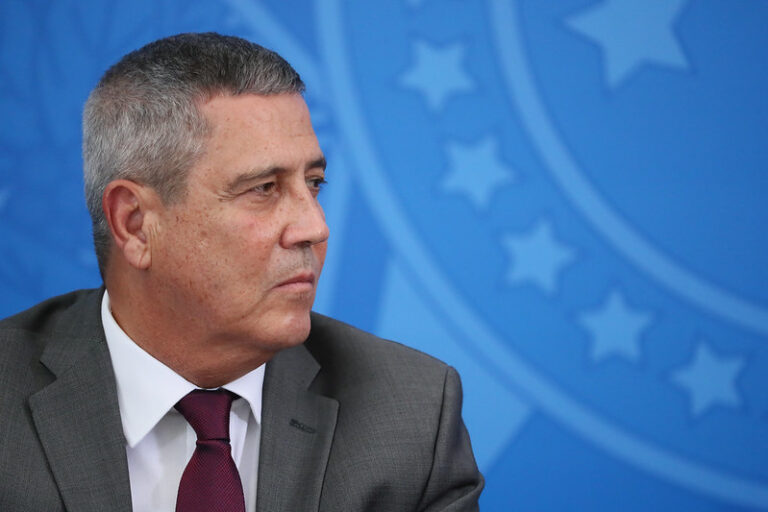 Prosecutor defends maintaining the prison of General Braga Netto
