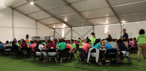 12.out.18 - Crianças imigrantes separadas de seus pais em Tornillo, Texas