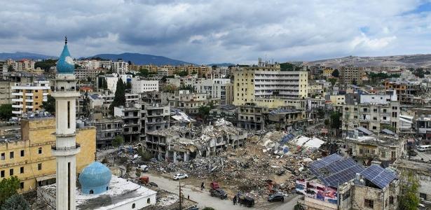 Imagem aérea mostra cidade de Nabatieh, no sul do Líbano, um dia após o cessar-fogo entre Israel e o Hezbollah, em 28 de novembro de 2024