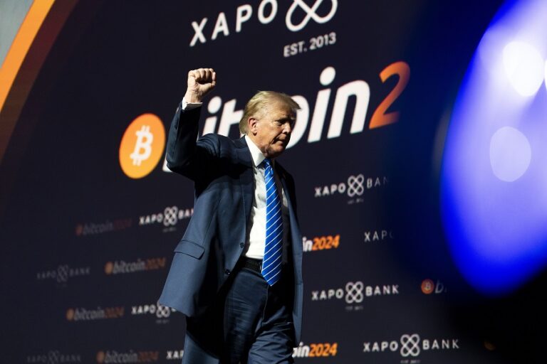 How Trump was convinced to pardon the “Deep Web drug kingpin”
