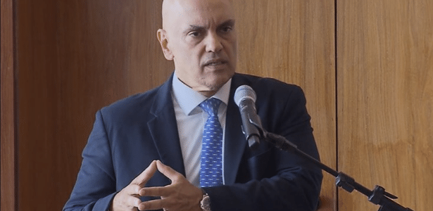 O ministro do STF Alexandre de Moraes discursa em evento em Brasília que marca dois anos dos atos golpistas de 8 de janeiro