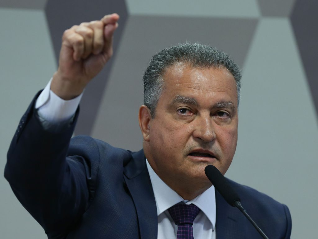 Government must transform economic data into population perception, says Rui Costa