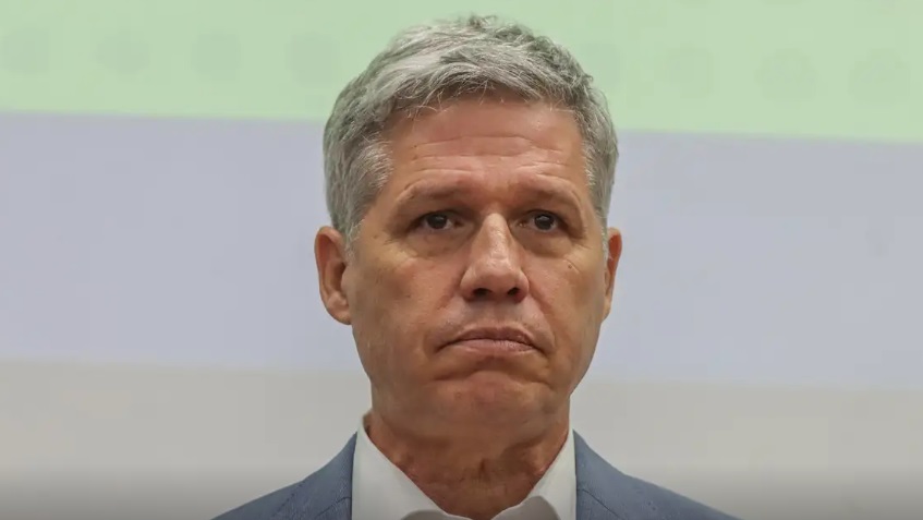 Minister Paulo Teixeira rules out changes to food expiration dates