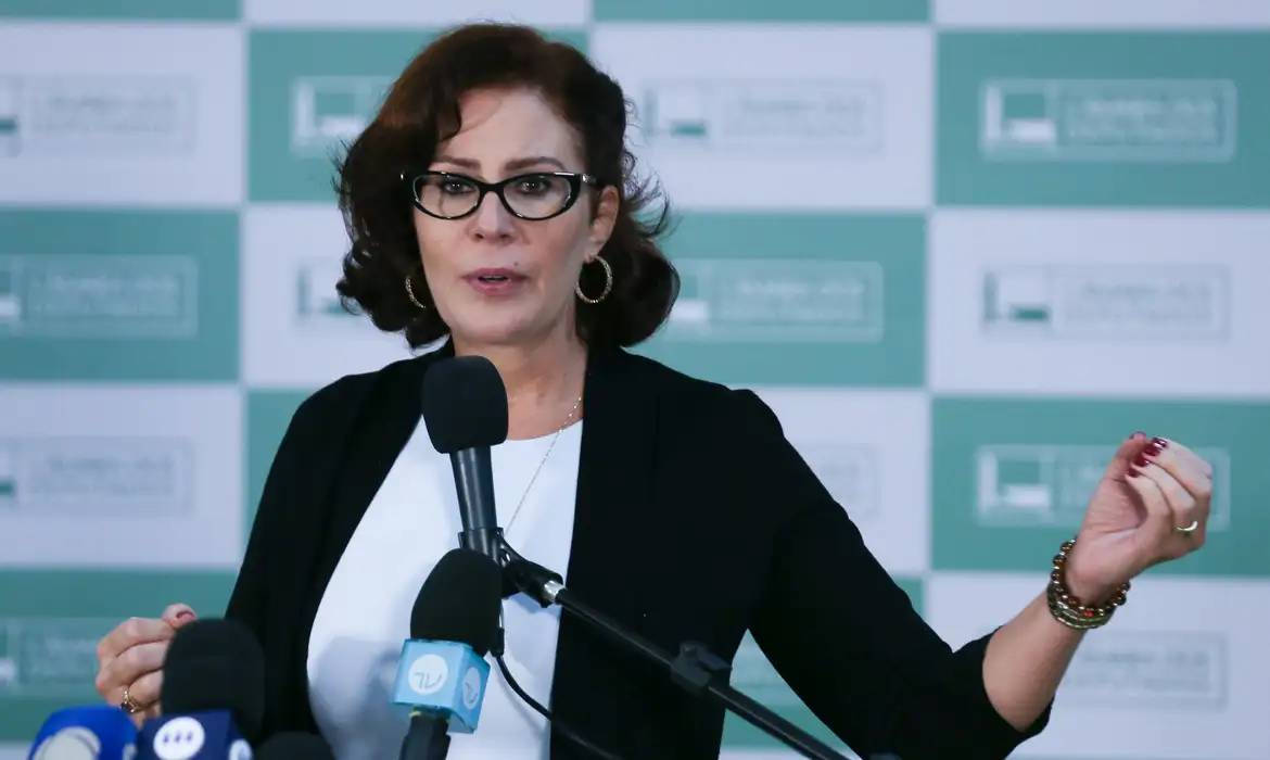 TRE-SP Cassa the term of Carla Zambelli and determines ineligibility of 8 years