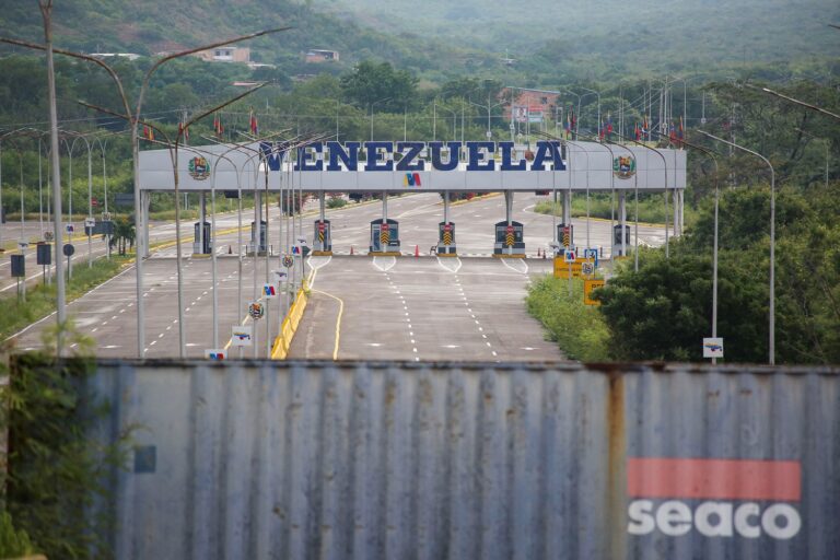 Venezuela closes border with Brazil until next Monday

