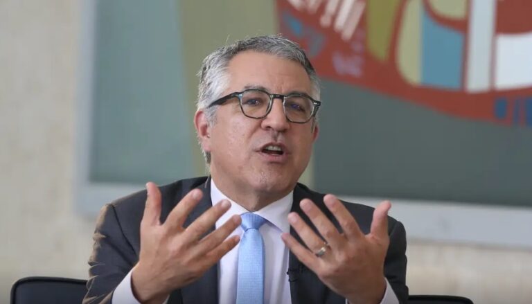 Padilha: Let's discuss education plan and zero go to those who earn up to $ 5,000
