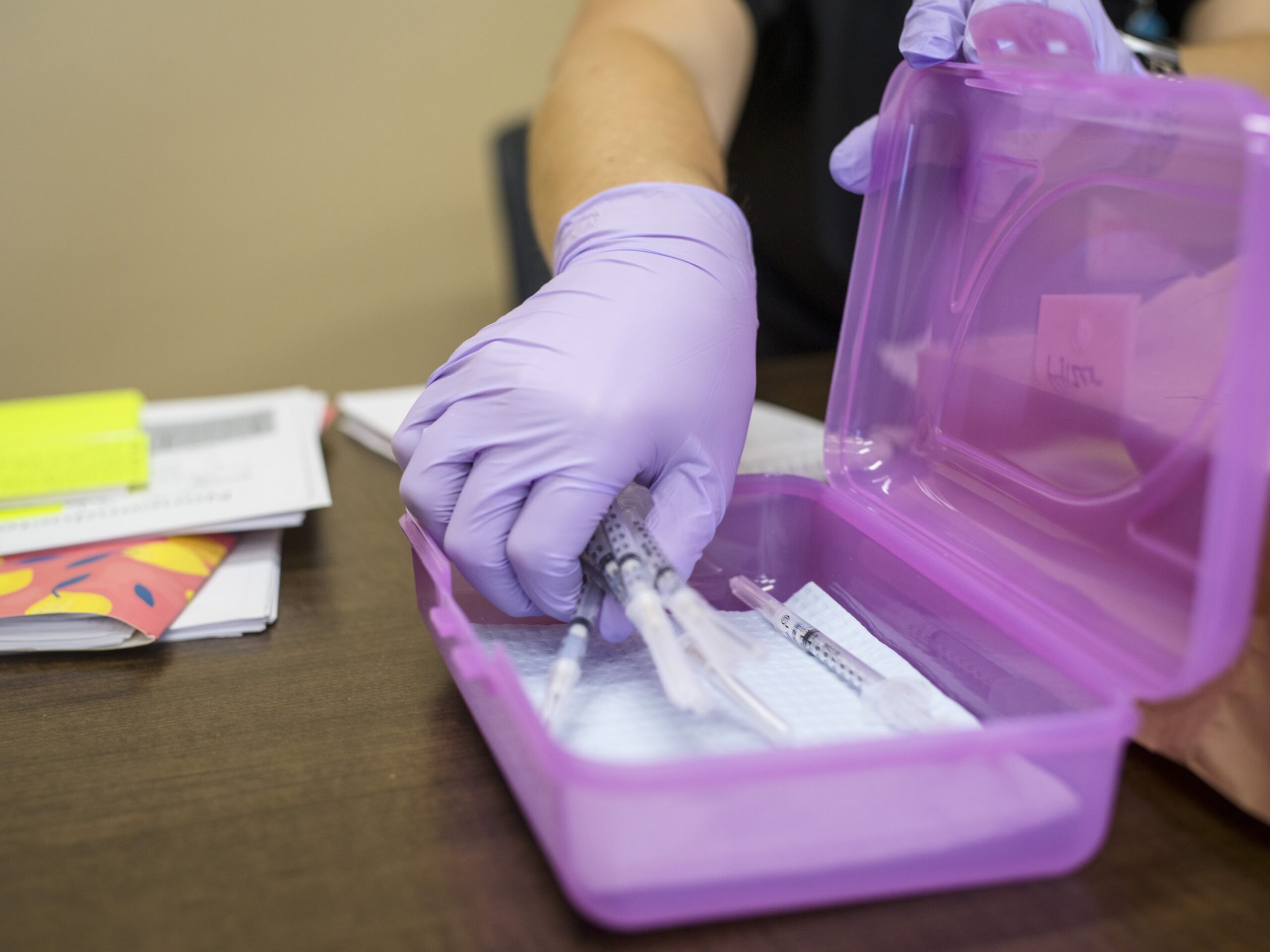 Covid-19 vaccines can lead to rare syndrome, study reveals