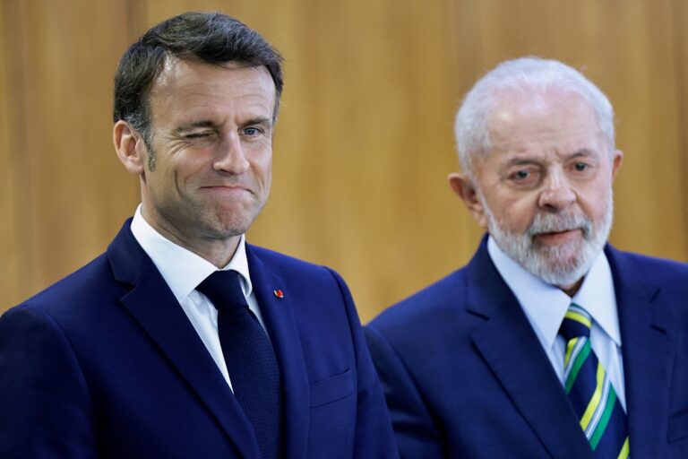 Lula says he will visit France in June at the invitation of Macron
