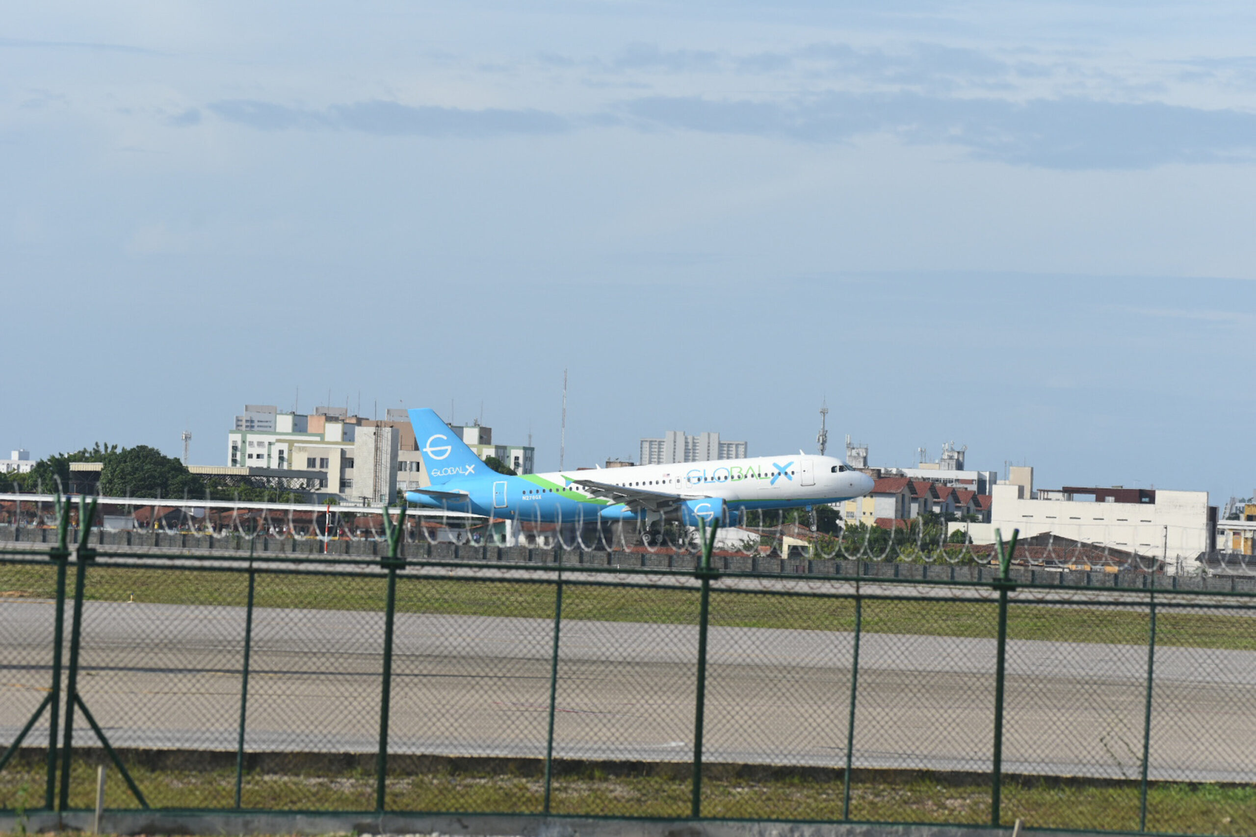 New flight with US deported Brazilians lands in Fortaleza