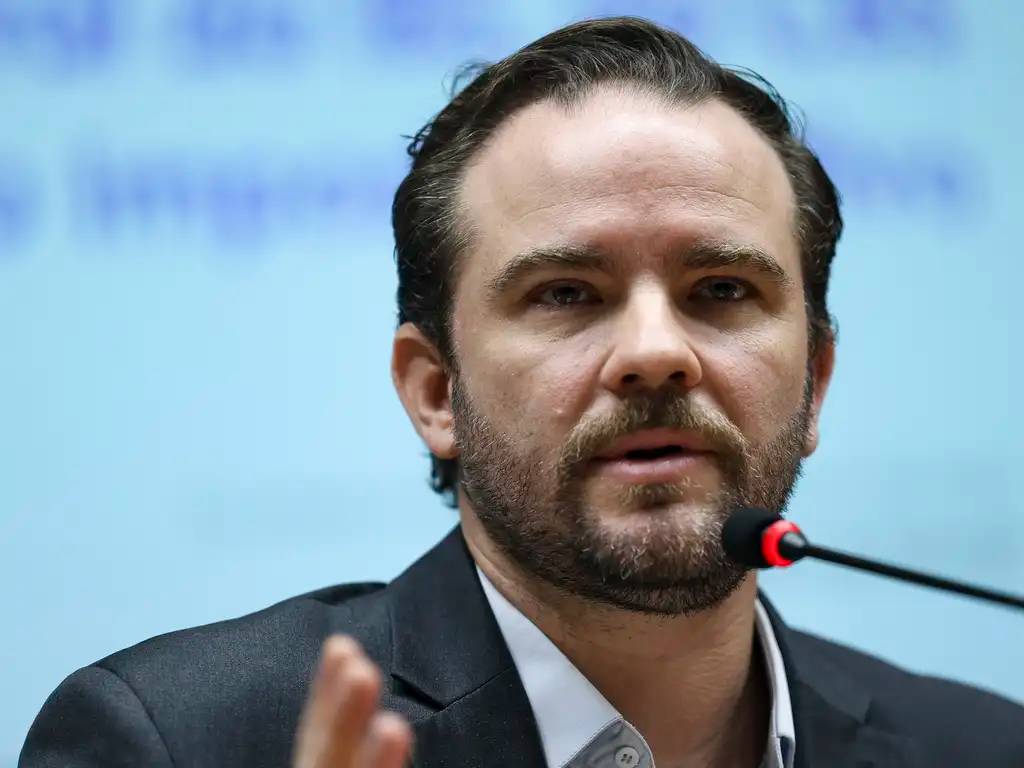 Durigan: After government “tidying up” house in tax, IR project aims at social justice