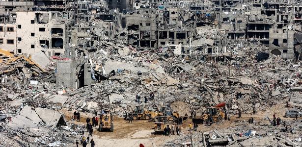 Escombros do que já foi campo de refugiados de Jabalia, ao norte da Faixa de Gaza