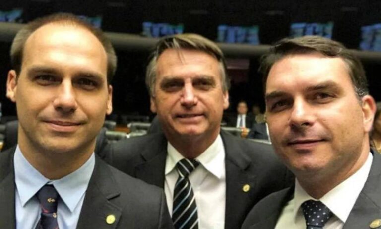 Lula's coalition calls for inclusion of Flávio and Eduardo Bolsonaro in action in the TSE
