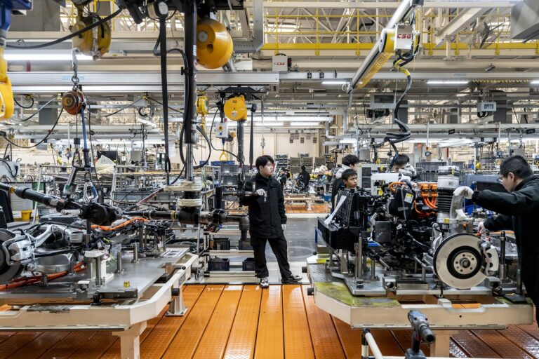 “Tsunami is coming”: why China's global exports are just beginning
