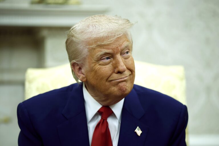 Democrats ask Trump to be investigated for “insider trading” after jumping
