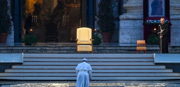 'He returned to his father's house': how was the announcement of Pope Francis' death


