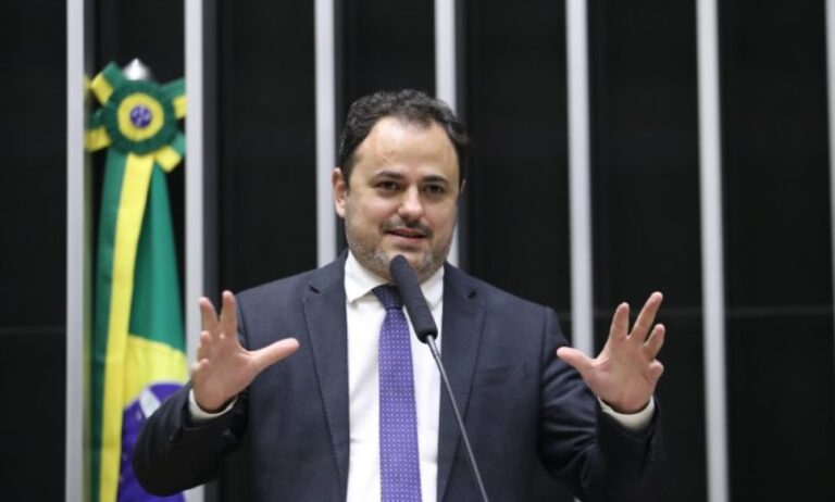 PSOL should appeal against Glauber's cassation at CCJ on Tuesday
