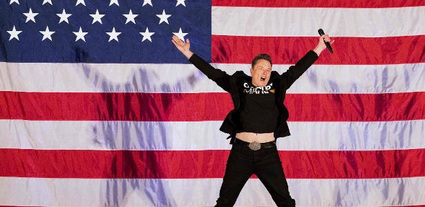 Musk says he plans to spend 'much less' money to finance political campaigns


