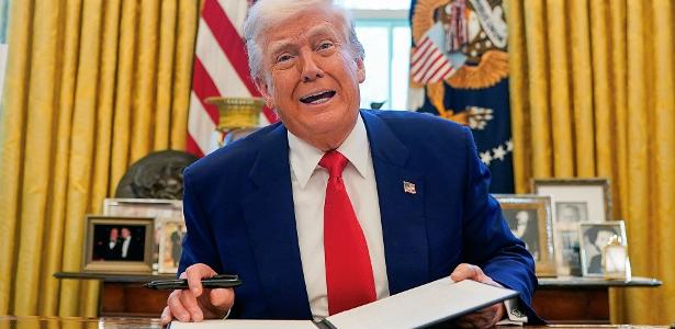 Trump sells promise that can be seductive to migrants, says teacher


