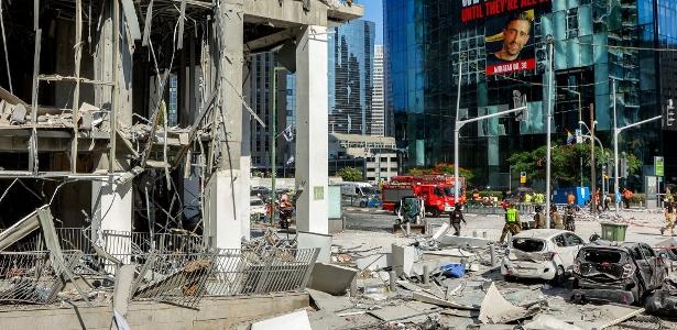 Prédios danificados após um ataque com mísseis iranianos em Ramat Gan, no centro de Israel, perto de Tel Aviv, em 19 de junho de 2025.