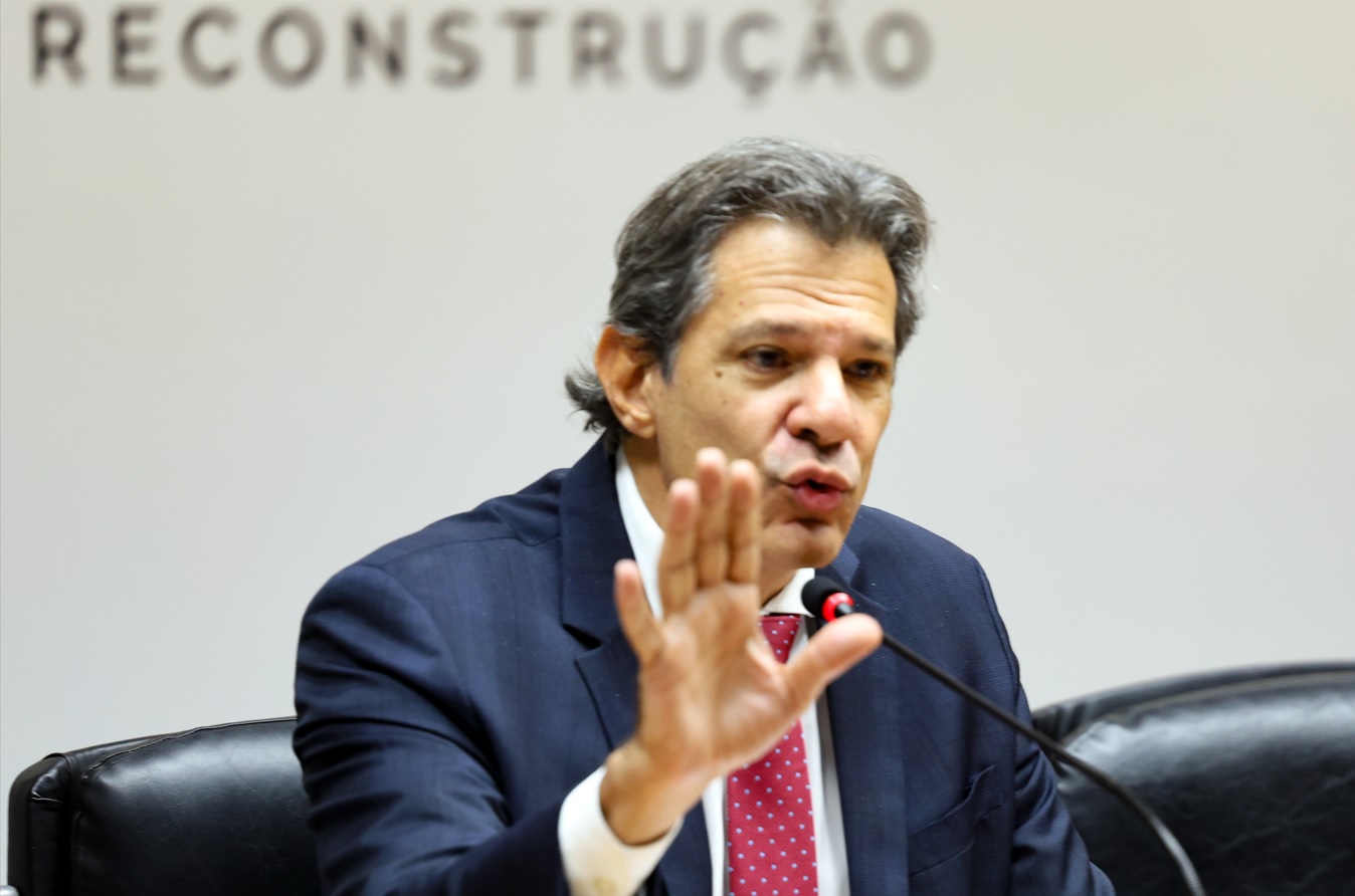 Haddad says he will meet with Lula on Tuesday to present structural measures