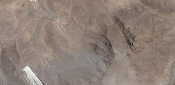 Imagem de satélite de Fordow, no Irã, onde os EUA dizem haver uma instalação nuclear subterrânea
