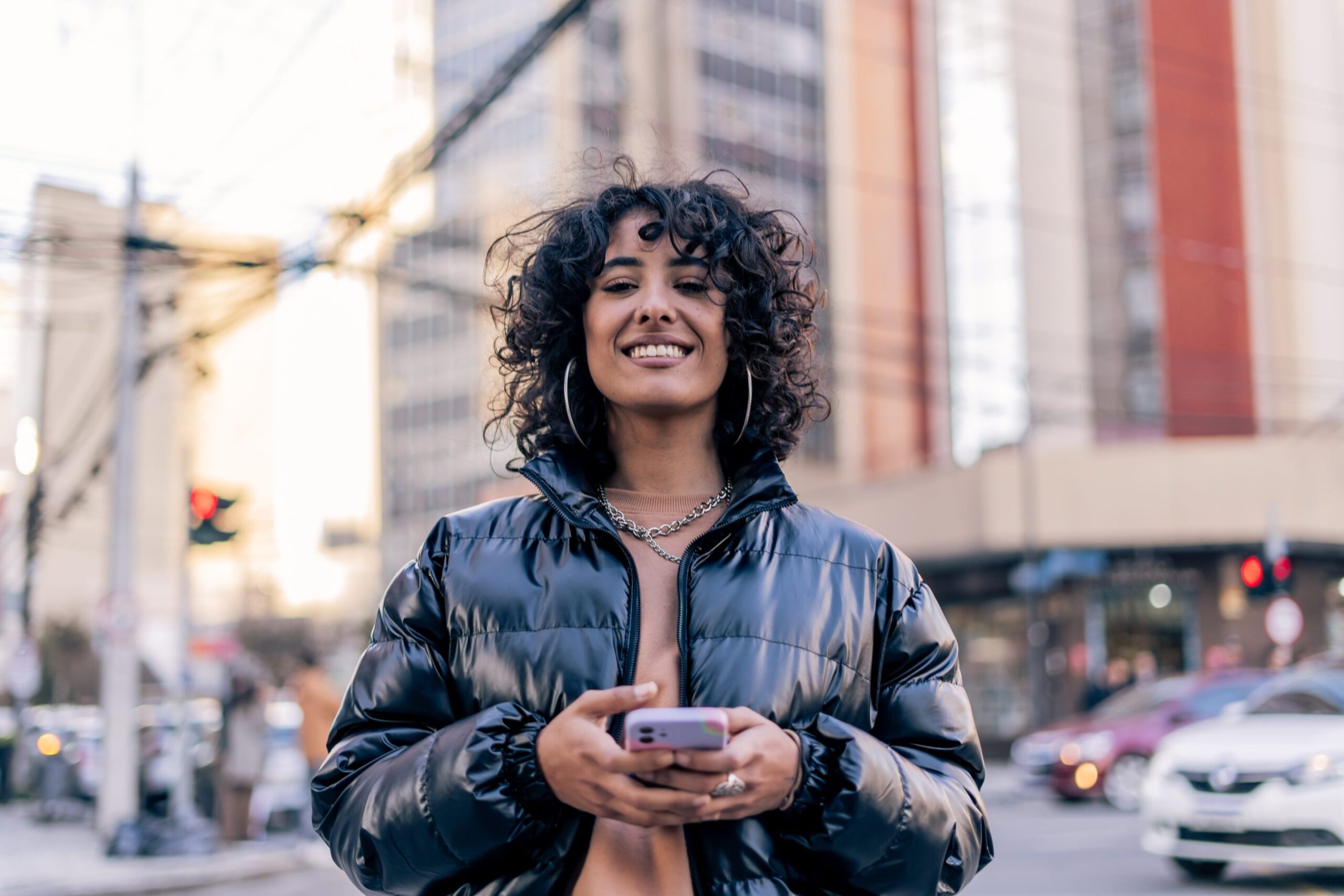 The Vacancy of Dreams at Starbucks: 6 -digit salary, traveling the world, tiktoks and coffee