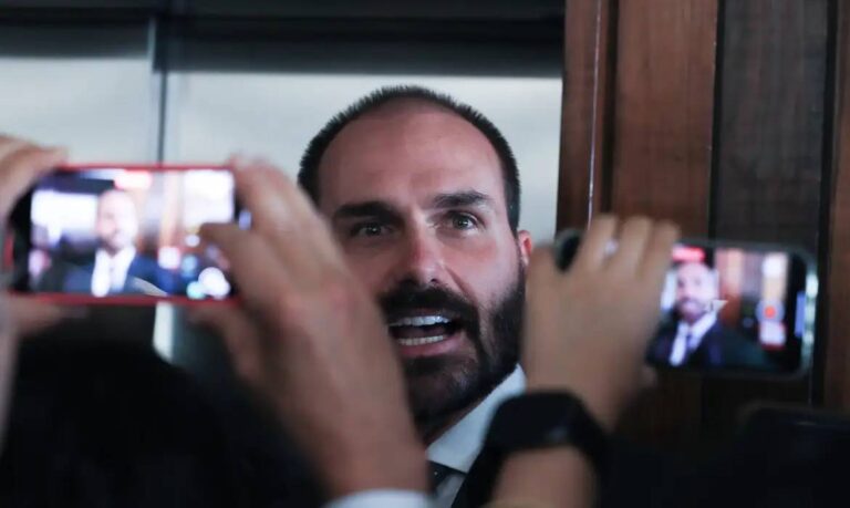 Eduardo Bolsonaro says he will not resign the mandate of deputy
