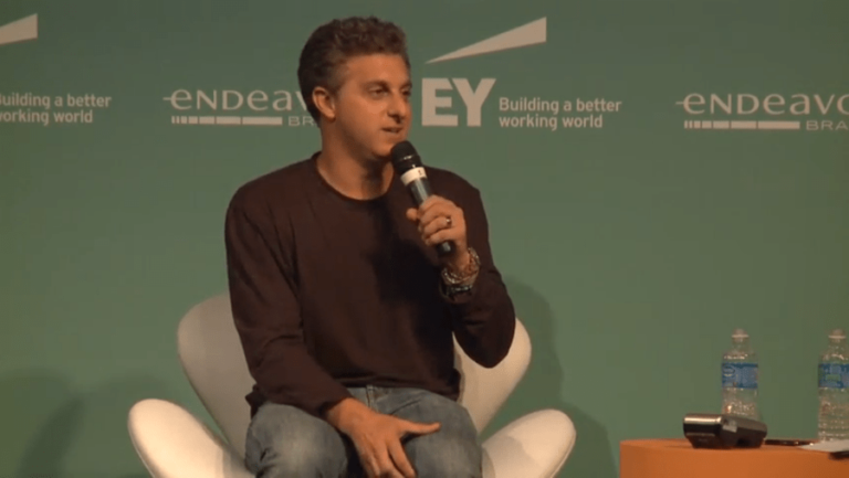 Luciano Huck rescues FHC's criticism of Congress and advocates change in politics
