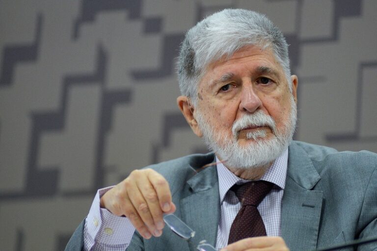 Trump's request to China about soy is offensive against Brazil, says Celso Amorim
