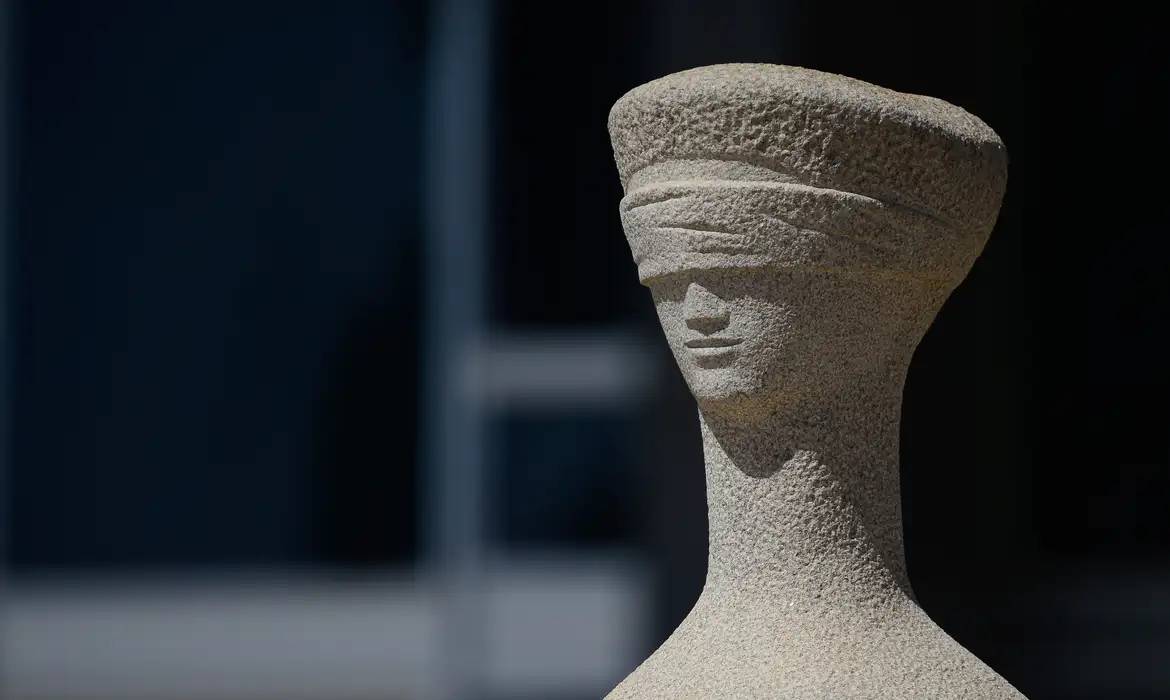 STF concentrates Bolsonaro's judgment to avoid postponement risk to 2026