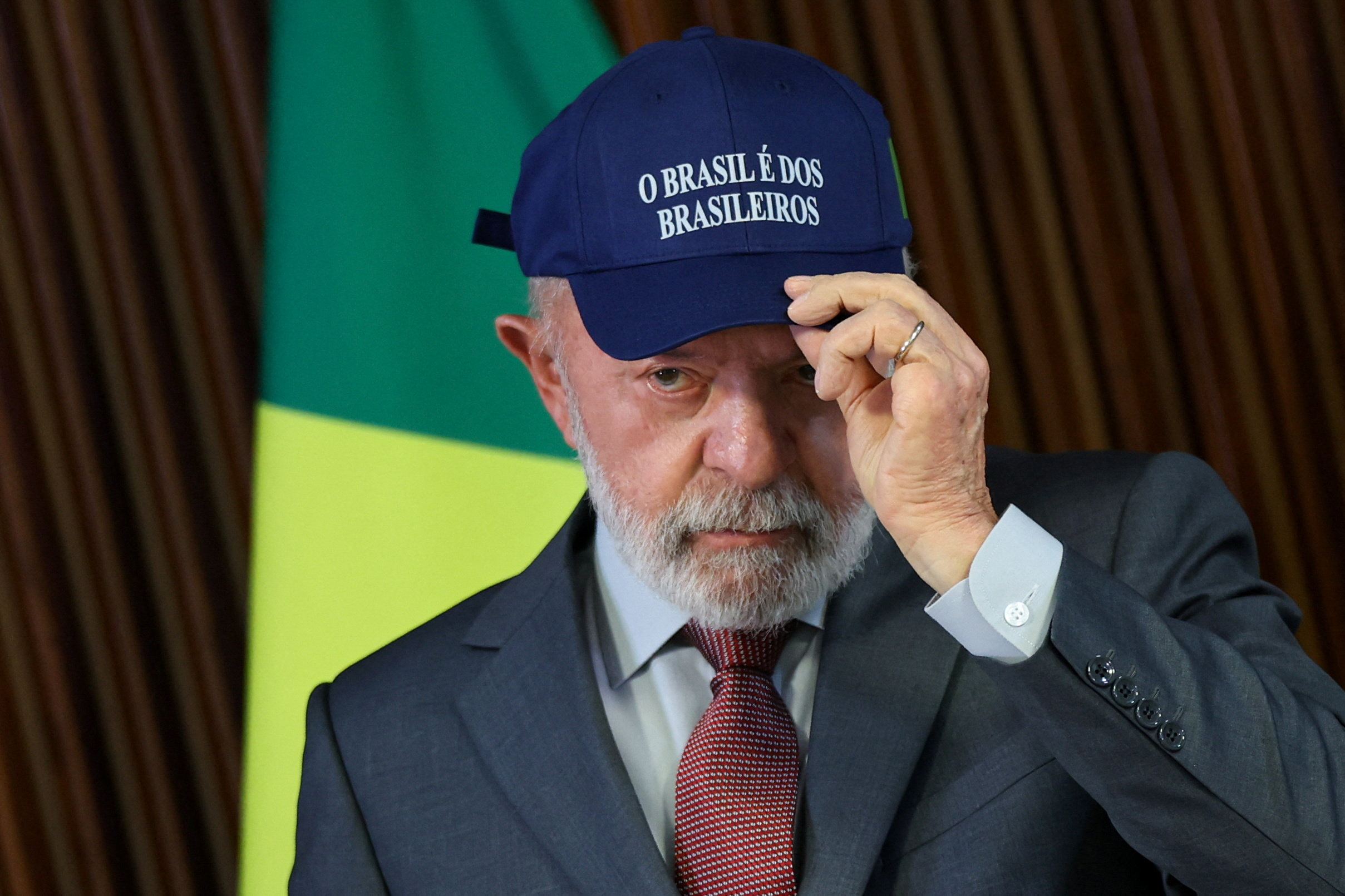 Planalto launches new slogan and Lula wants ministers defending government