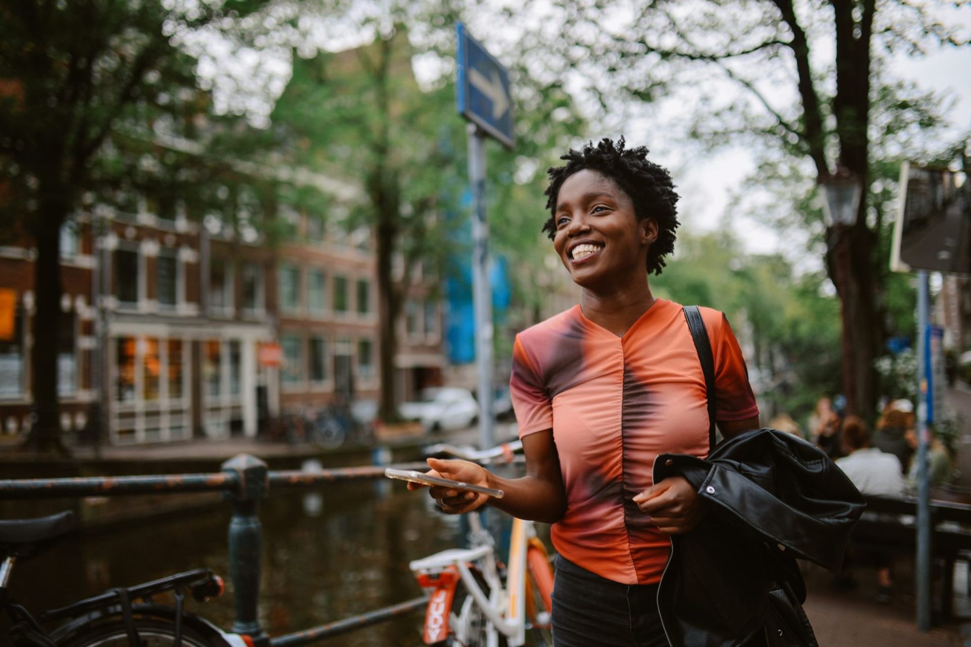 40 hours? In the Netherlands, only 32 hours a week work; women pull change