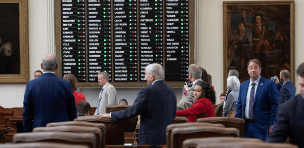4.ago.2025 - Câmara do Texas vazia após debandada de dezenas de deputados