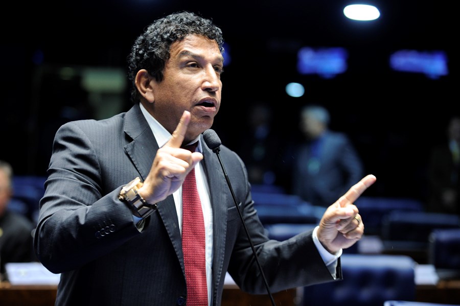 Senator proposes “National Day of Shame” in reference to Bolsonaro's trial