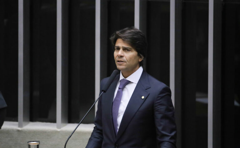 Entry salaries have to be 50% of the departure in the public service, says Pedro Paulo
