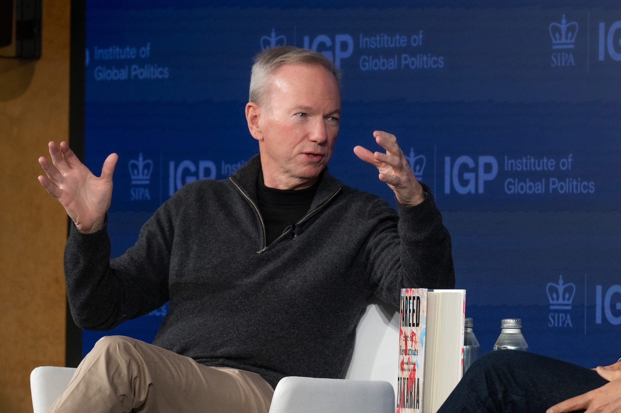 Former Google CEO says home office affects competition with China, where journey has 12h