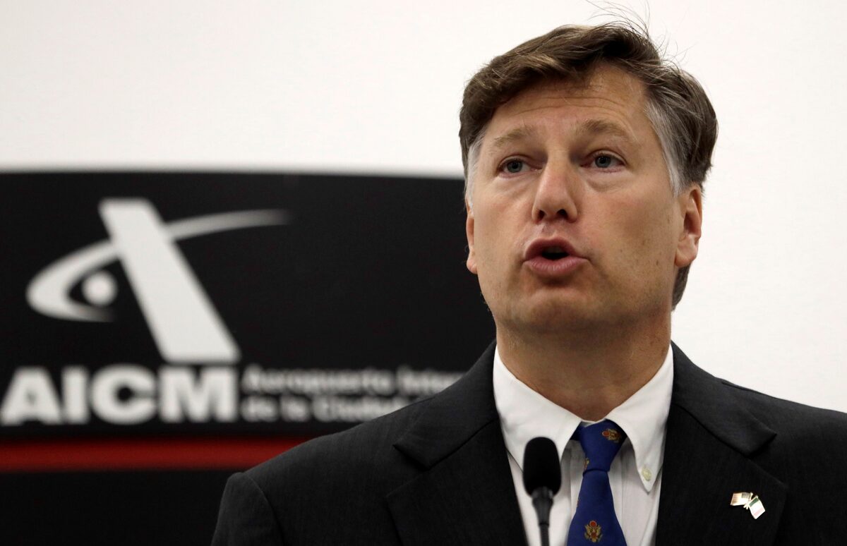 US politician asks for cancellation of Brazilian visa for celebrating Kirk's death