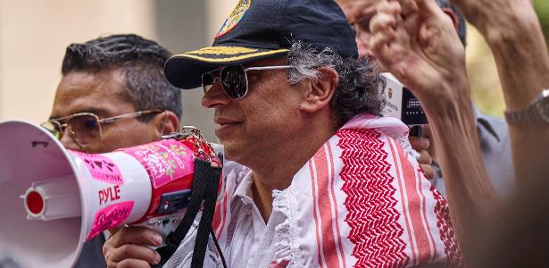 USA say they will revoke Gustavo Petro visa for 'incendiary actions'
