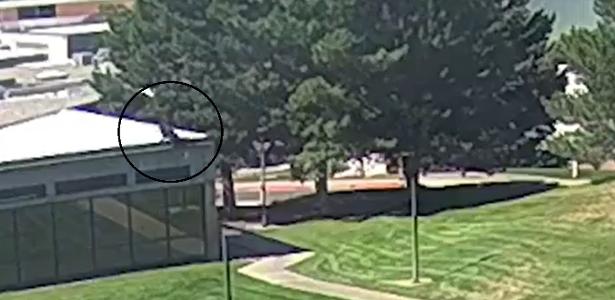 Video shows suspected of killing Charlie Kirk leaving roof after shooting