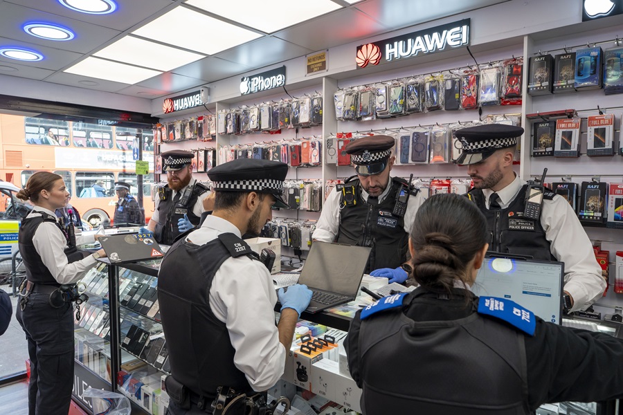 London has become a global hub for cell phone theft — and now we know why