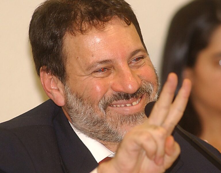 Target of Mensalão and Lava-Jato, Delúbio follows Dirceu and will seek a seat in the Chamber in 2026
